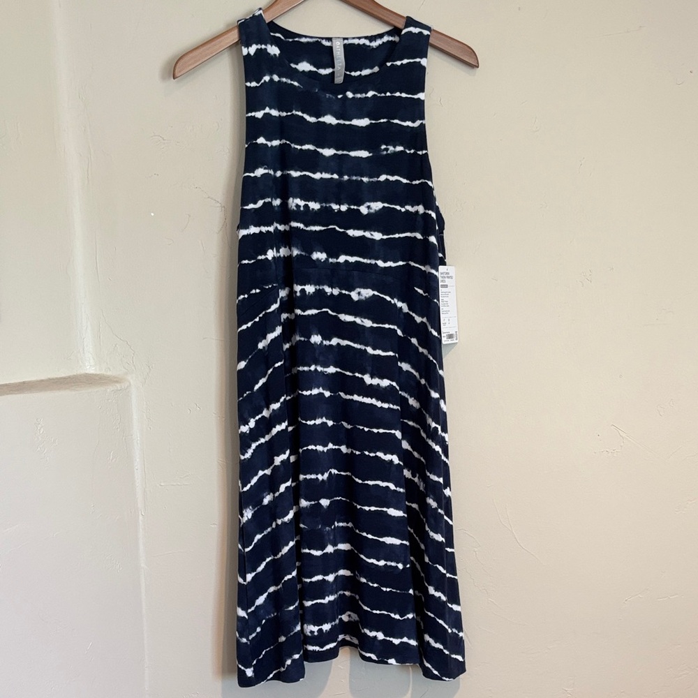 Athleta Navy and White Sleeveless Dress